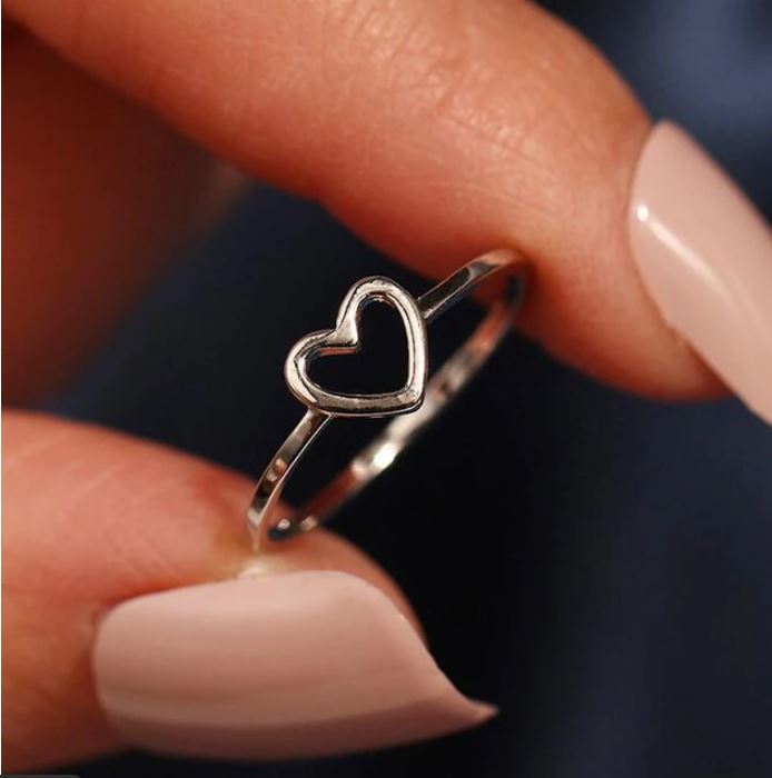 Minimalist Gold Thin Metal Hollow Heart Love Charm Size 6 7 8 9 10
